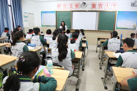 1573442527357487.jpg 主题班会