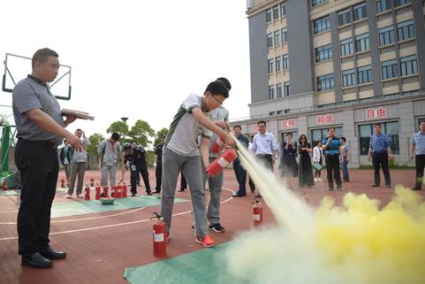 1573442587118782.jpg 学生实践2